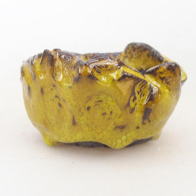 Ceramic shell 8 x 6 x 4.5 cm, yellow color - 1
