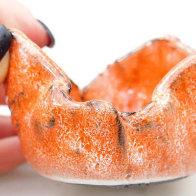 Ceramic shell 8.5 x 8 x 6 cm, color orange-white - 2